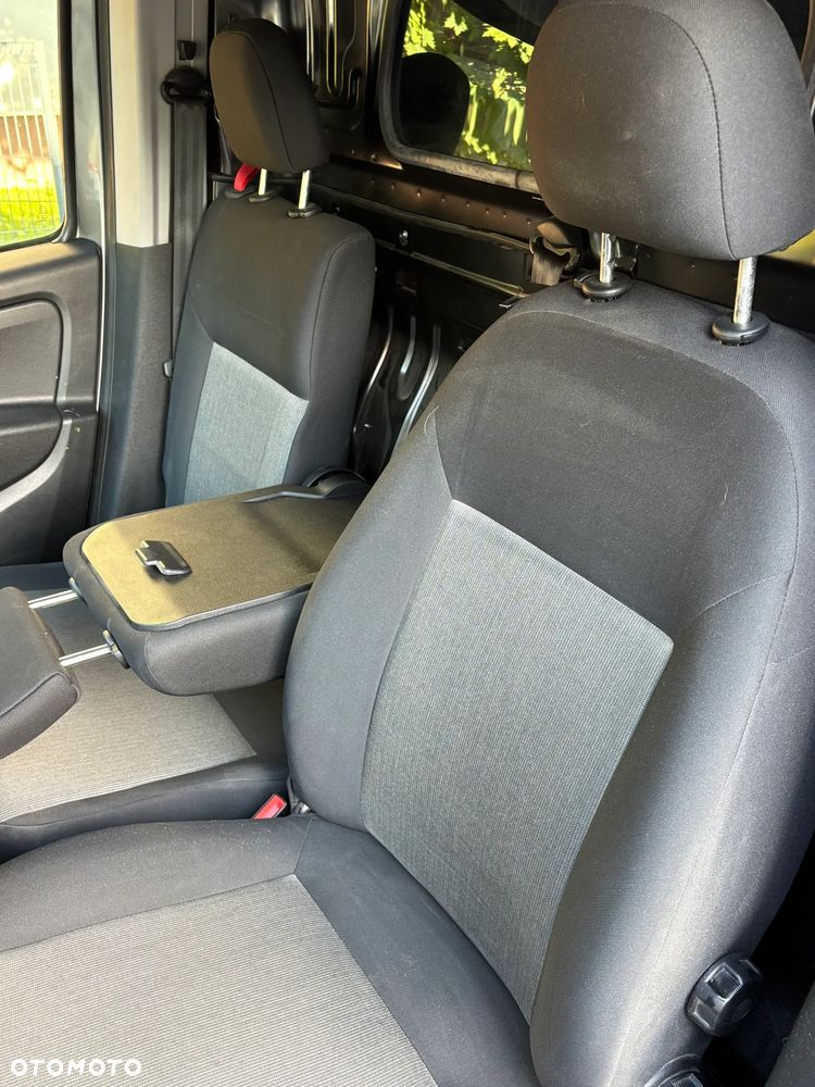 Fiat Doblo - 10