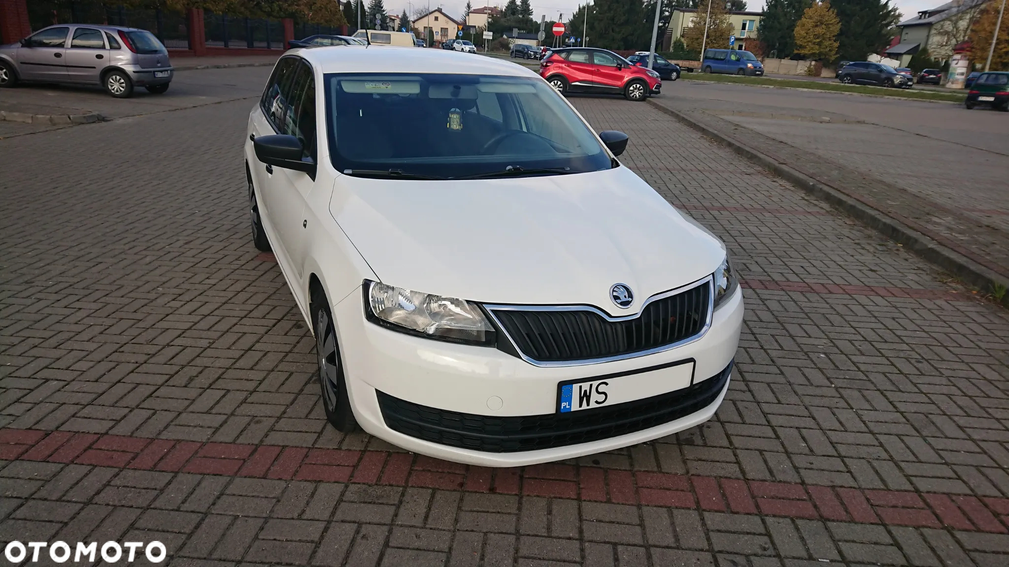 Skoda RAPID 1.6 TDI DPF Elegance - 4