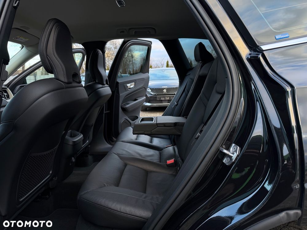 Volvo XC 60 B4 D Geartronic Inscription - 34