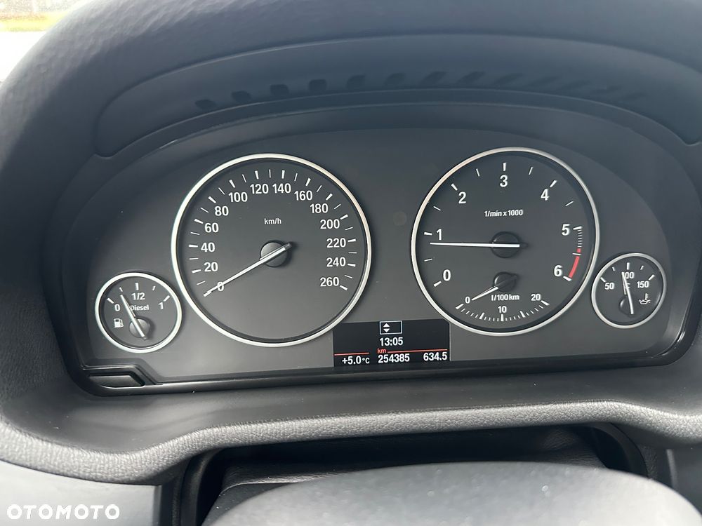 BMW X3 xDrive20d - 9