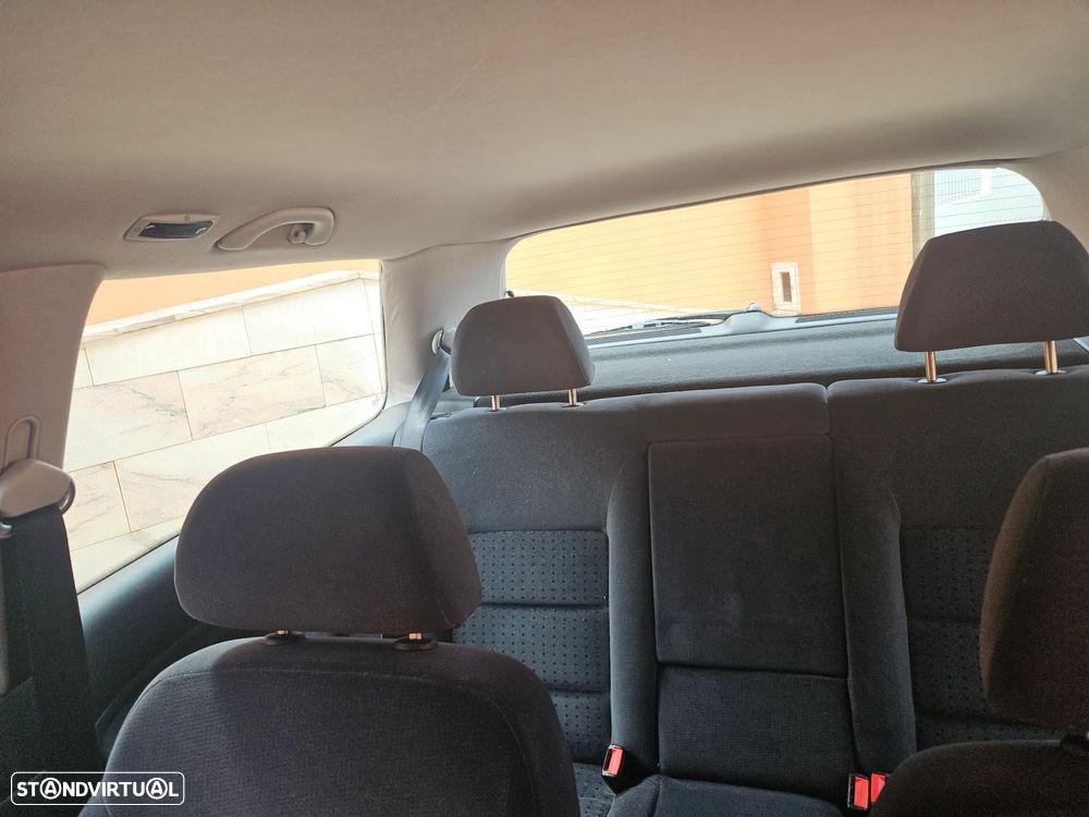 VW Golf 1.4i Confortline - 10