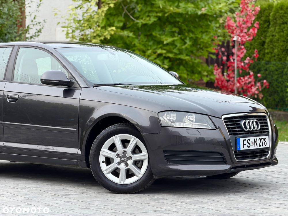 Audi A3 Sportback 1.6 S line Sportpaket (plus) - 10