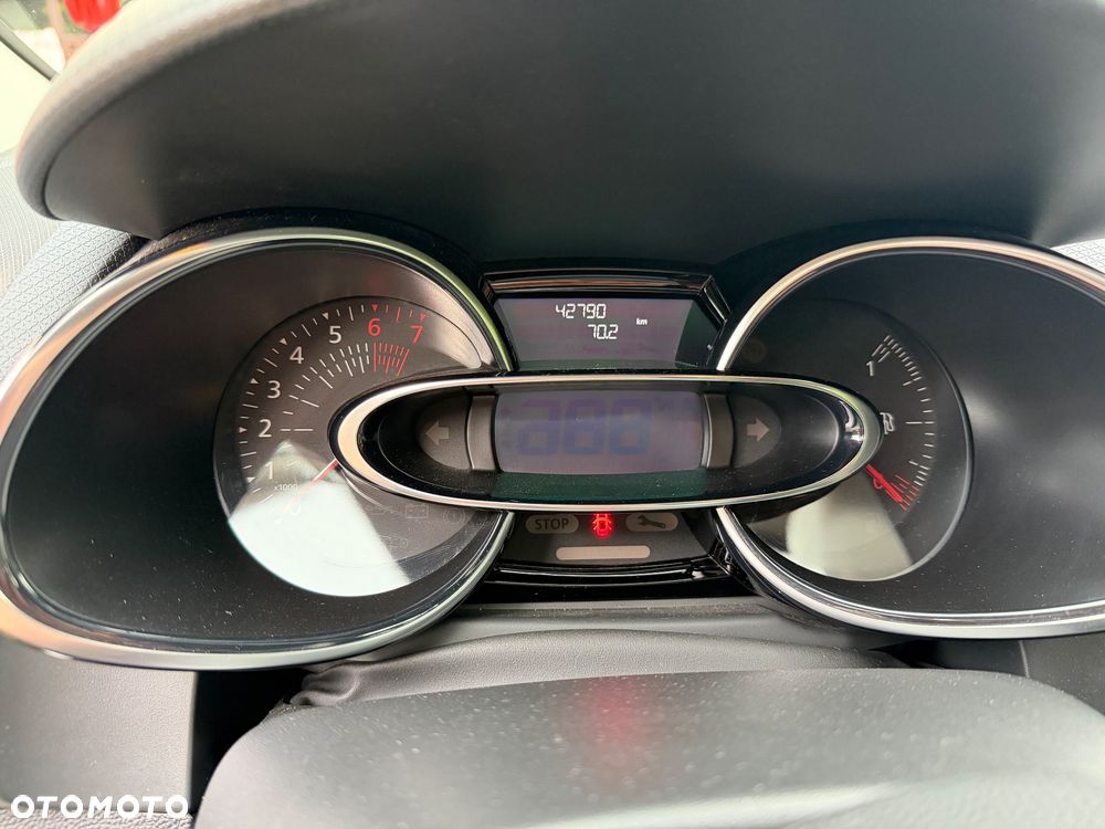 Renault Clio 0.9 Energy TCe Limited - 11
