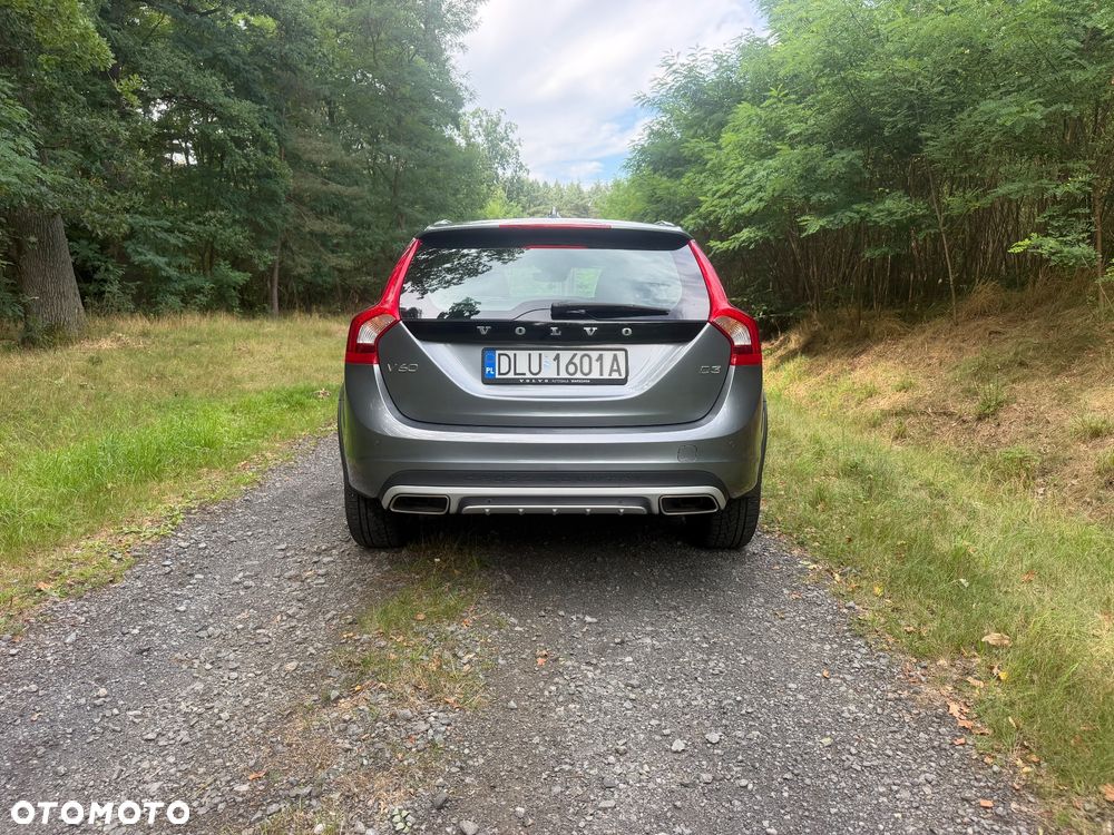 Volvo V60 Cross Country D3 Drive-E Momentum - 6