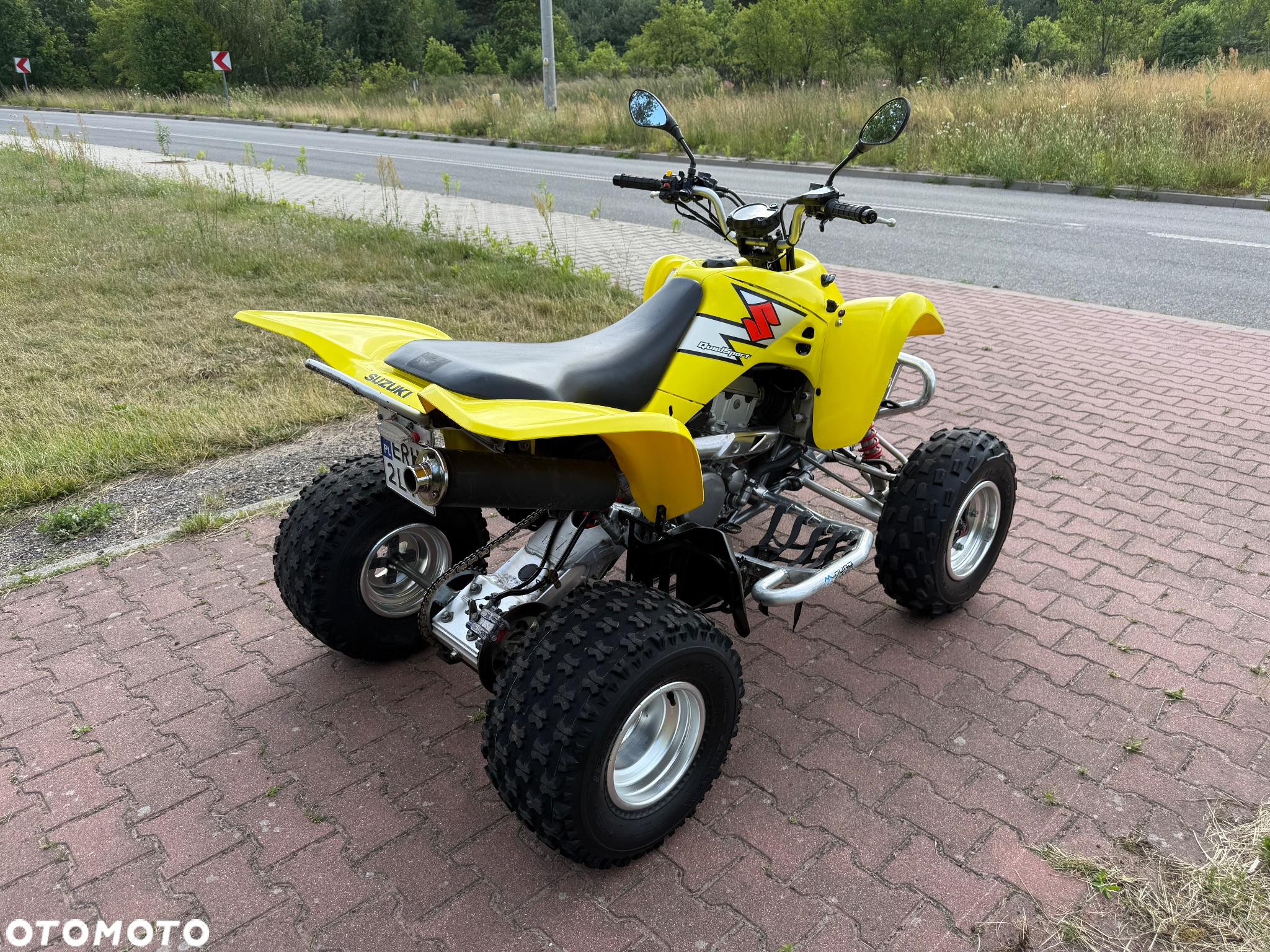 Suzuki Inny
