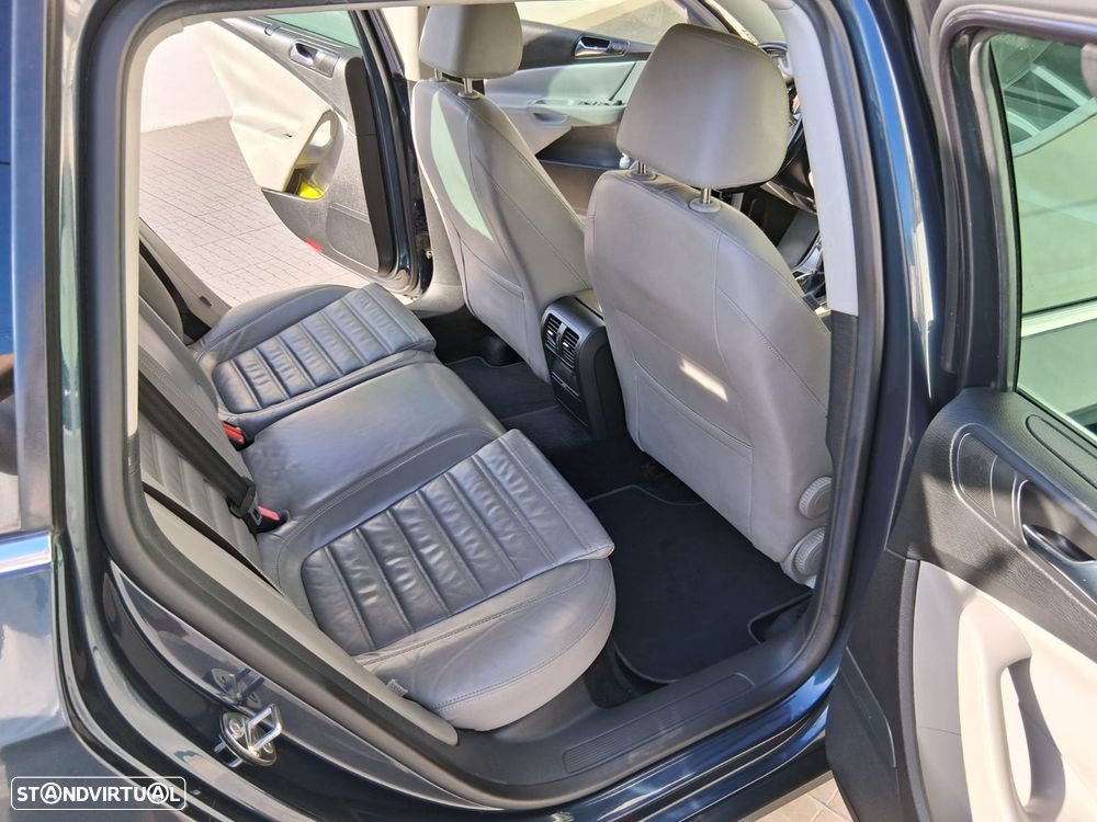 VW Passat Variant - 7