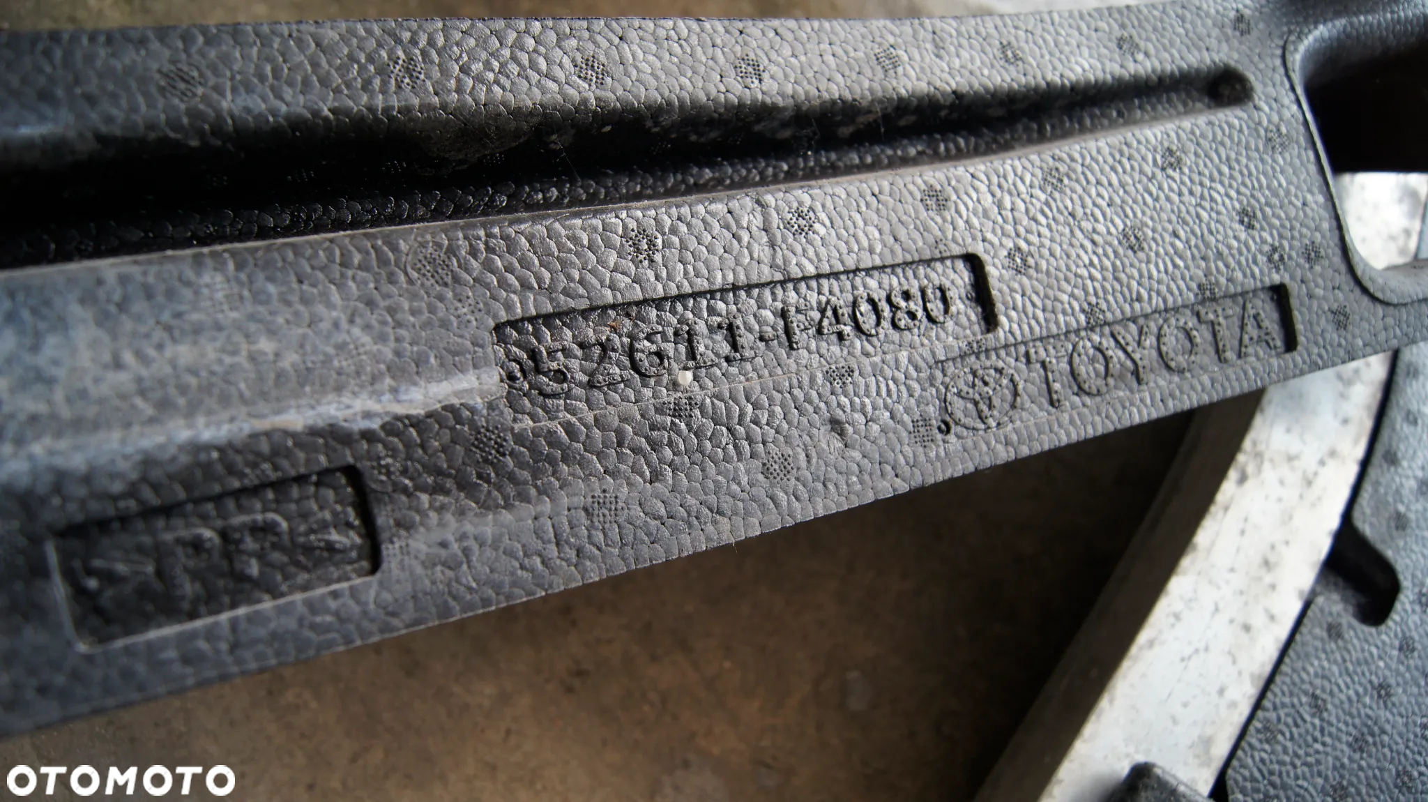 KIEROWNICA POWIETRZA TOYOTA C-HR 16-23 16592-F2070 , 52611-f4080 osłona pod zderzak - 3