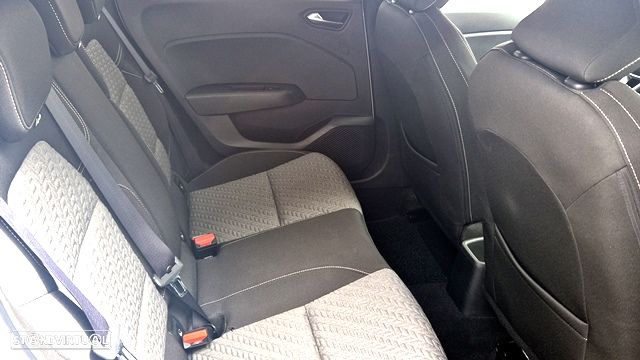 Renault Clio 1.0 TCe Intens CVT - 13