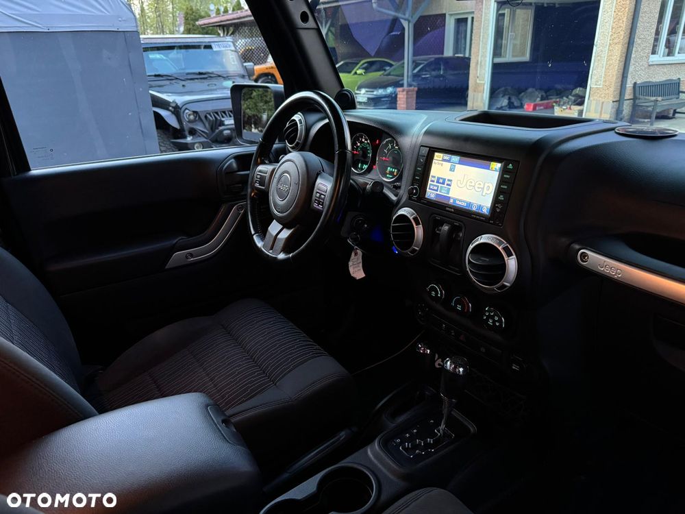 Jeep Wrangler 3.6 Rubicon X - 32