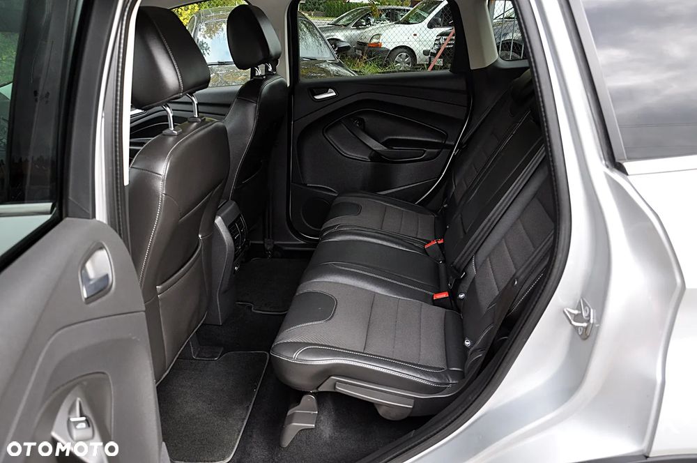 Ford Kuga - 26
