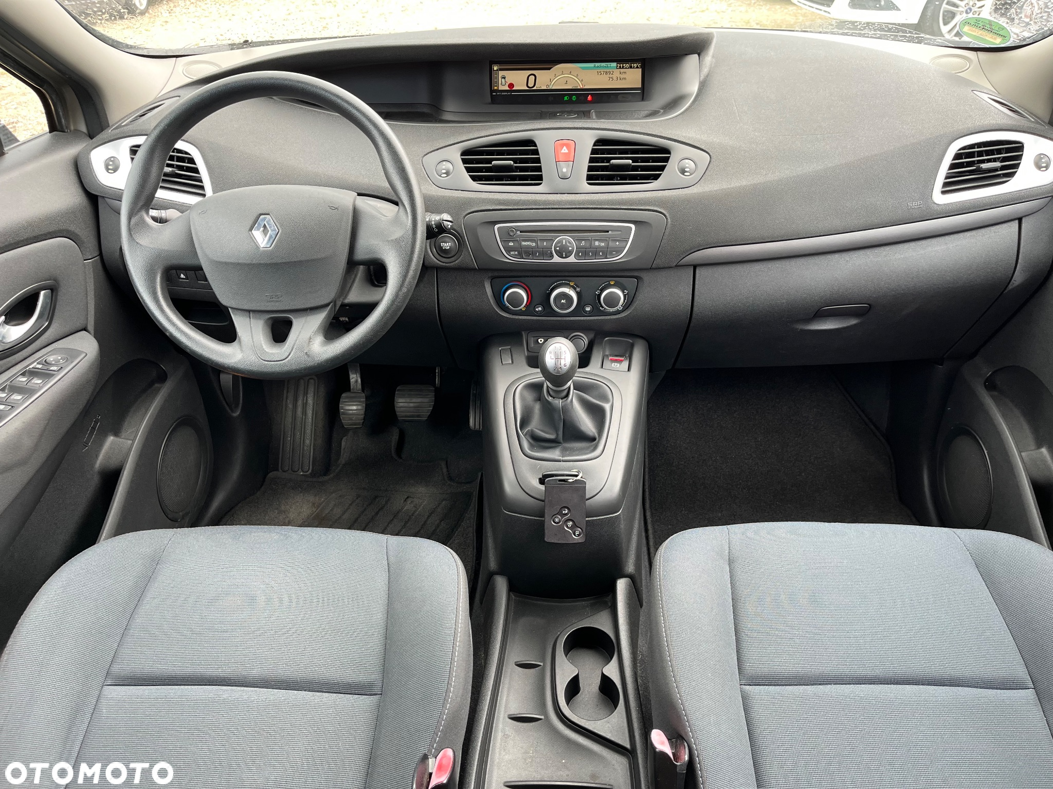 Renault Scenic 1.6 16V 110 Expression - 11