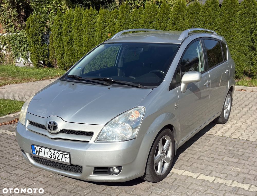 Toyota Corolla Verso - 1