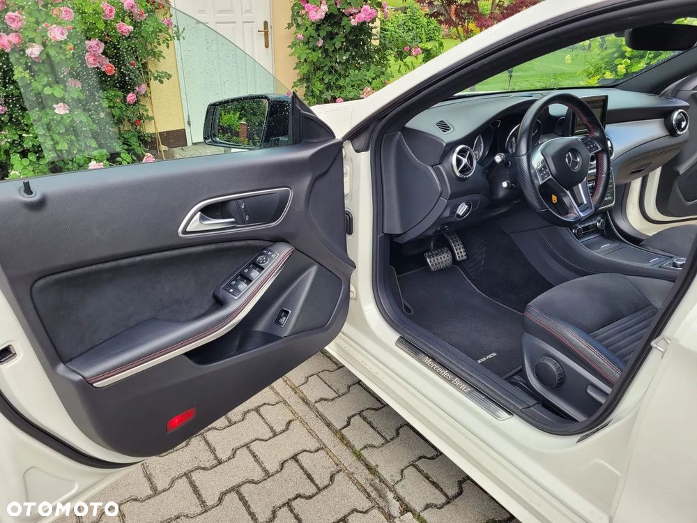 Mercedes-Benz CLA 250 4-Matic Sport - 6