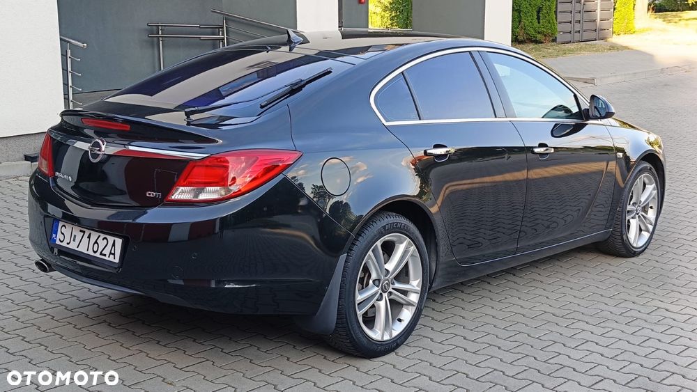 Opel Insignia 2.0 CDTI Cosmo - 3