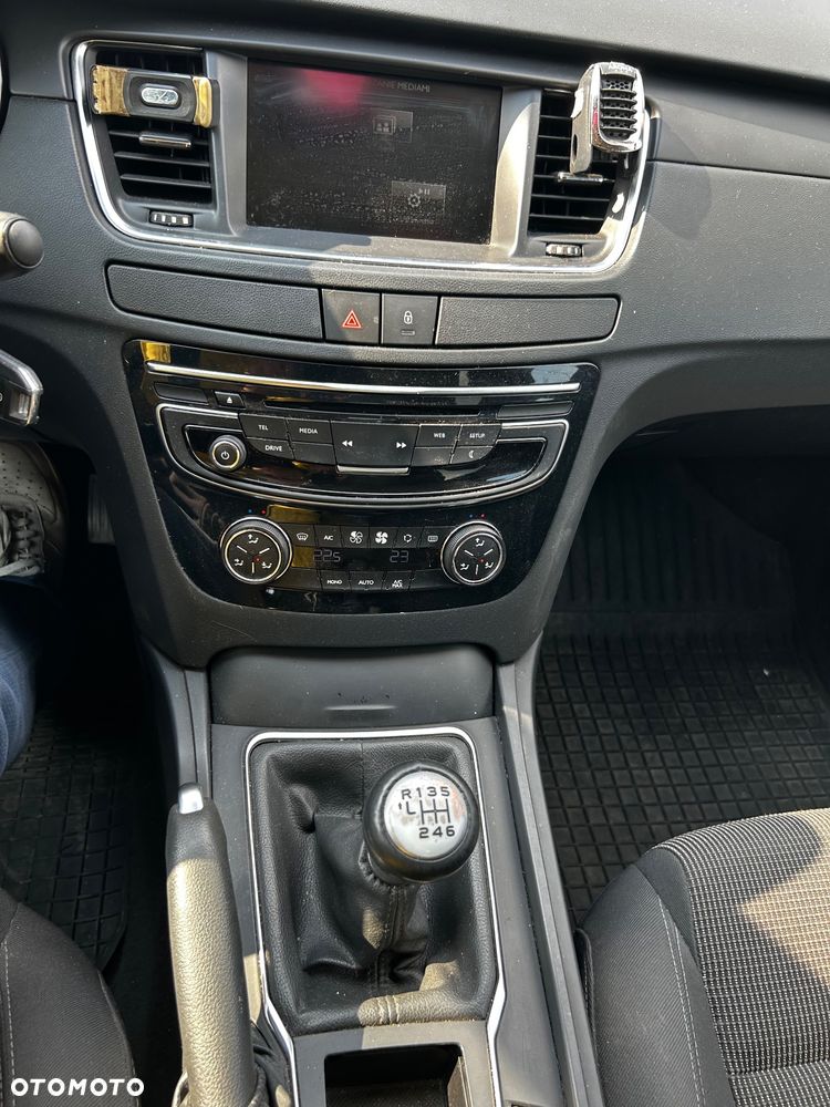 Peugeot 508 e-HDi FAP 115 Stop&Start Access - 15