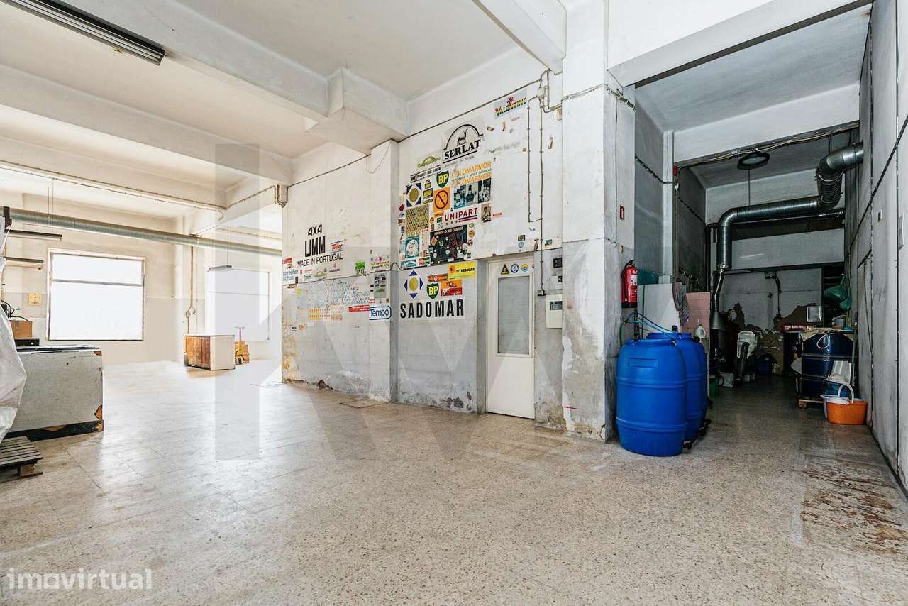 Oportunidade Única: Espaço comercial com 440m2 à Porta do Metro de Odi - Grande imagem: 5/19