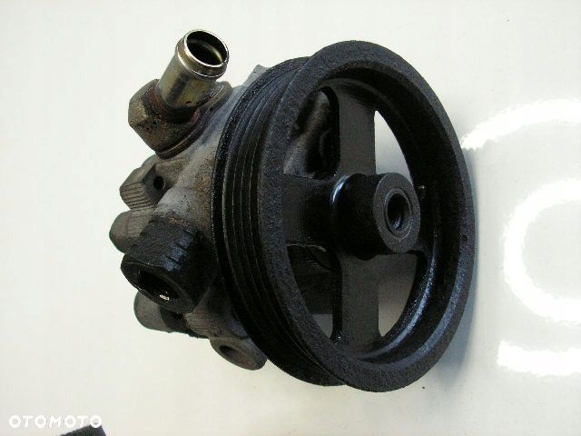 AVENSIS T22 2,0 D4D POMPA WSPOMAGANIA IDEALNY STAN - 1