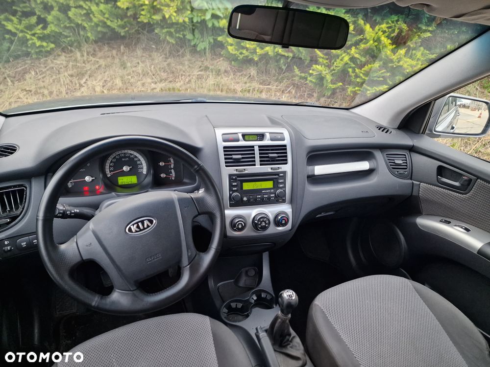 Kia Sportage 2.0 Expedition - 7
