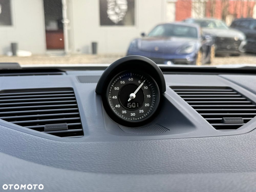 Porsche 911 Carrera PDK - 26