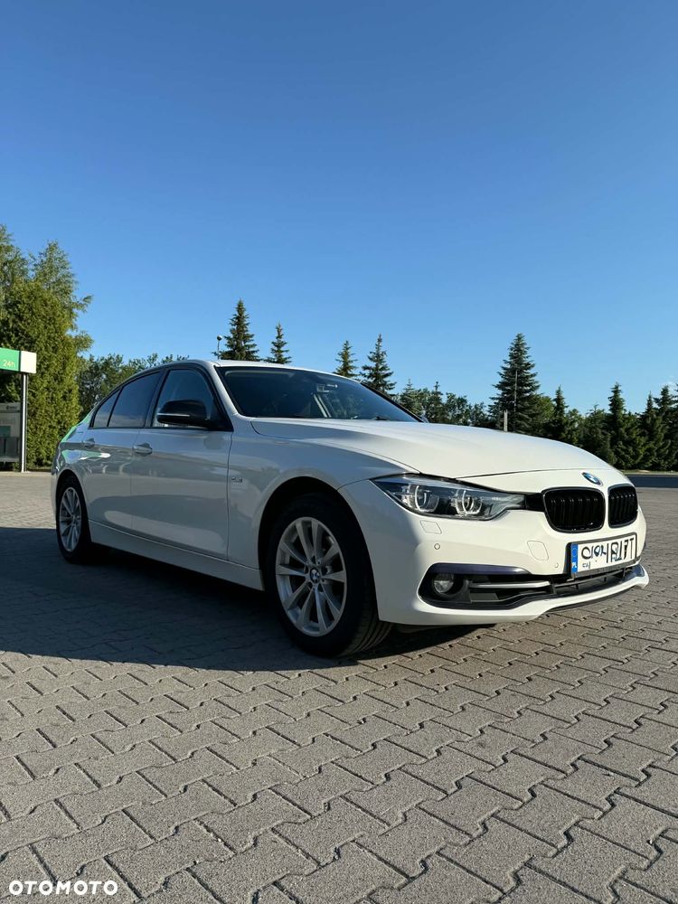 BMW Seria 3 318i Sport Line - 9