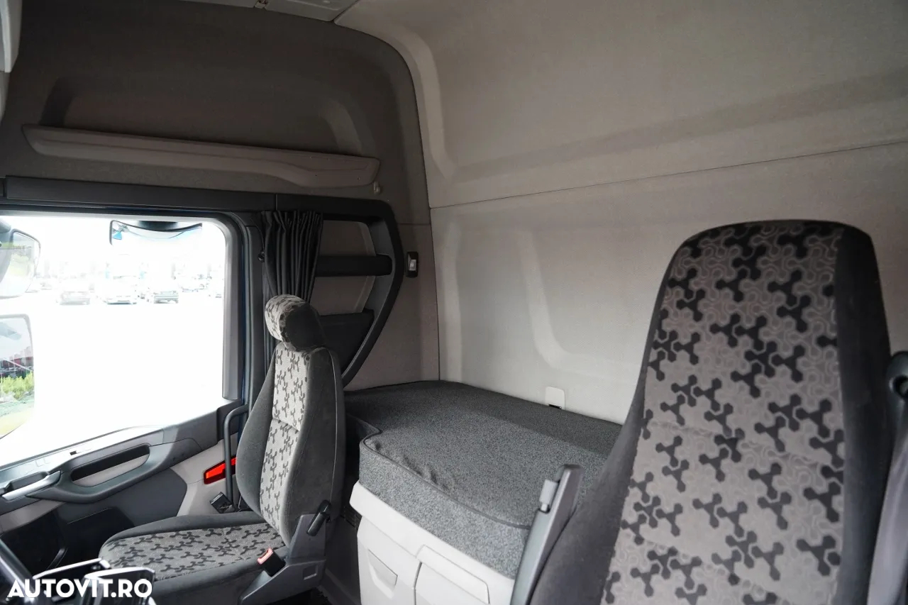 Scania R 450 / RETARDER / ADR COMPLET / AER CONDIȚIONAT PARCARE / 2022 / DUPĂ CONTRACT DE SERVICE GOLD / - 23