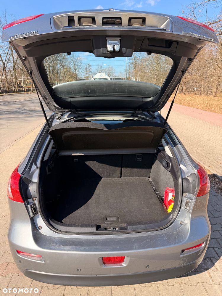 Mitsubishi Lancer 1.6 Inform - 7