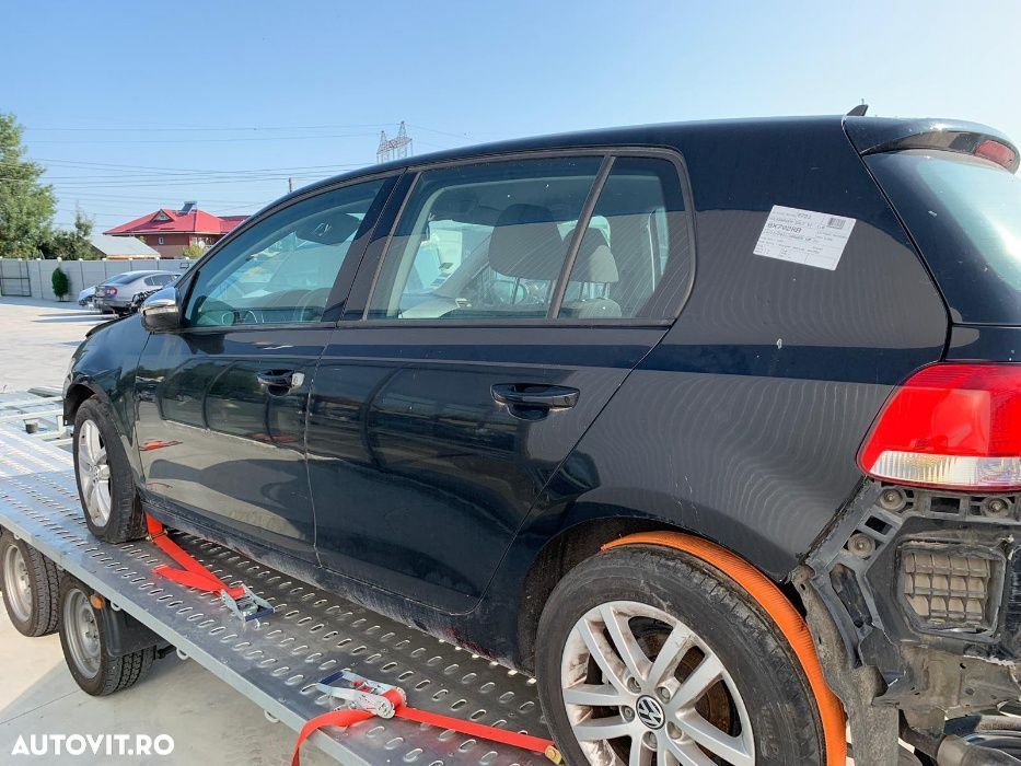 Dezmembrez VW Golf VI - 1