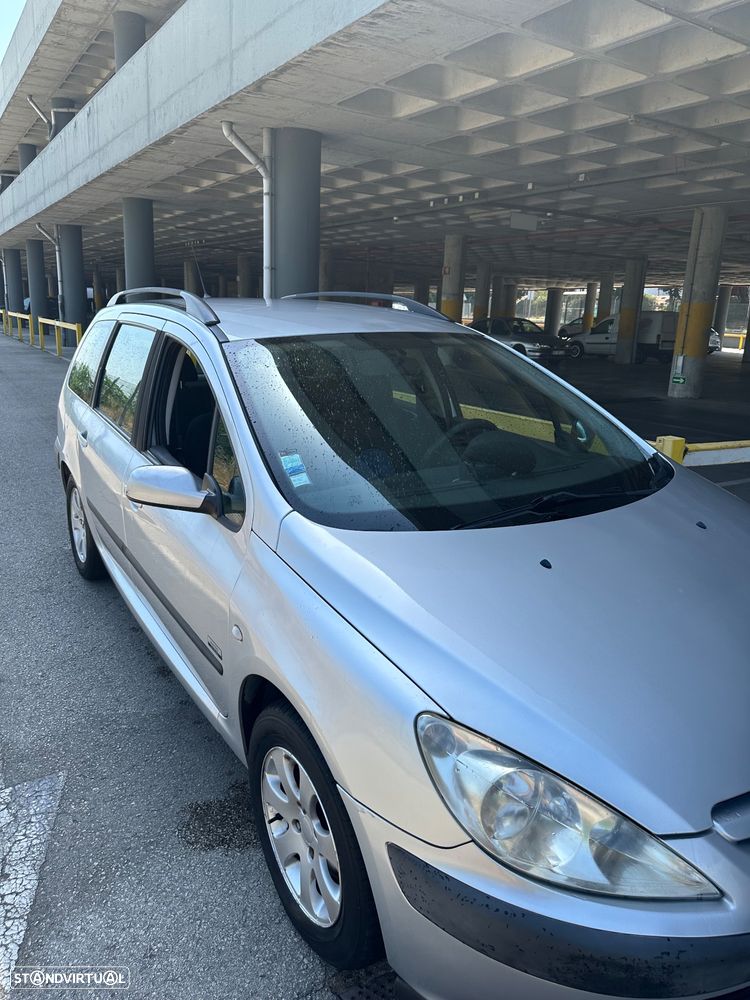 Peugeot 307 Break 1.4 16V Navtech - 10