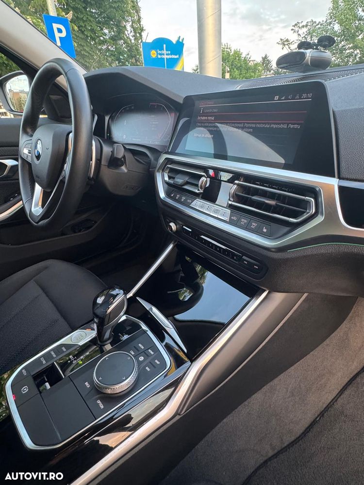 BMW Seria 3 320i AT - 19