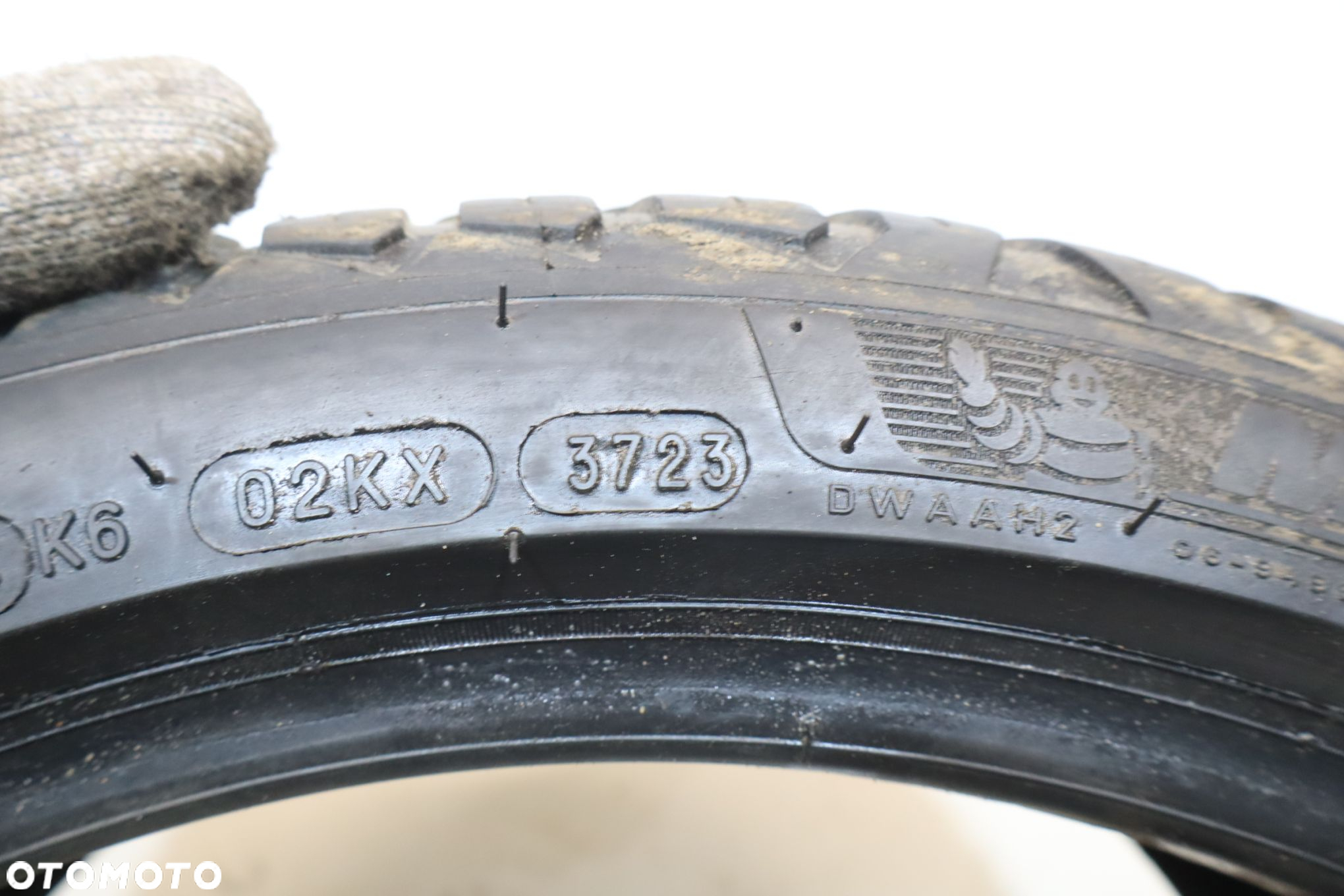 opona 255/35/18 wielosezon - 7