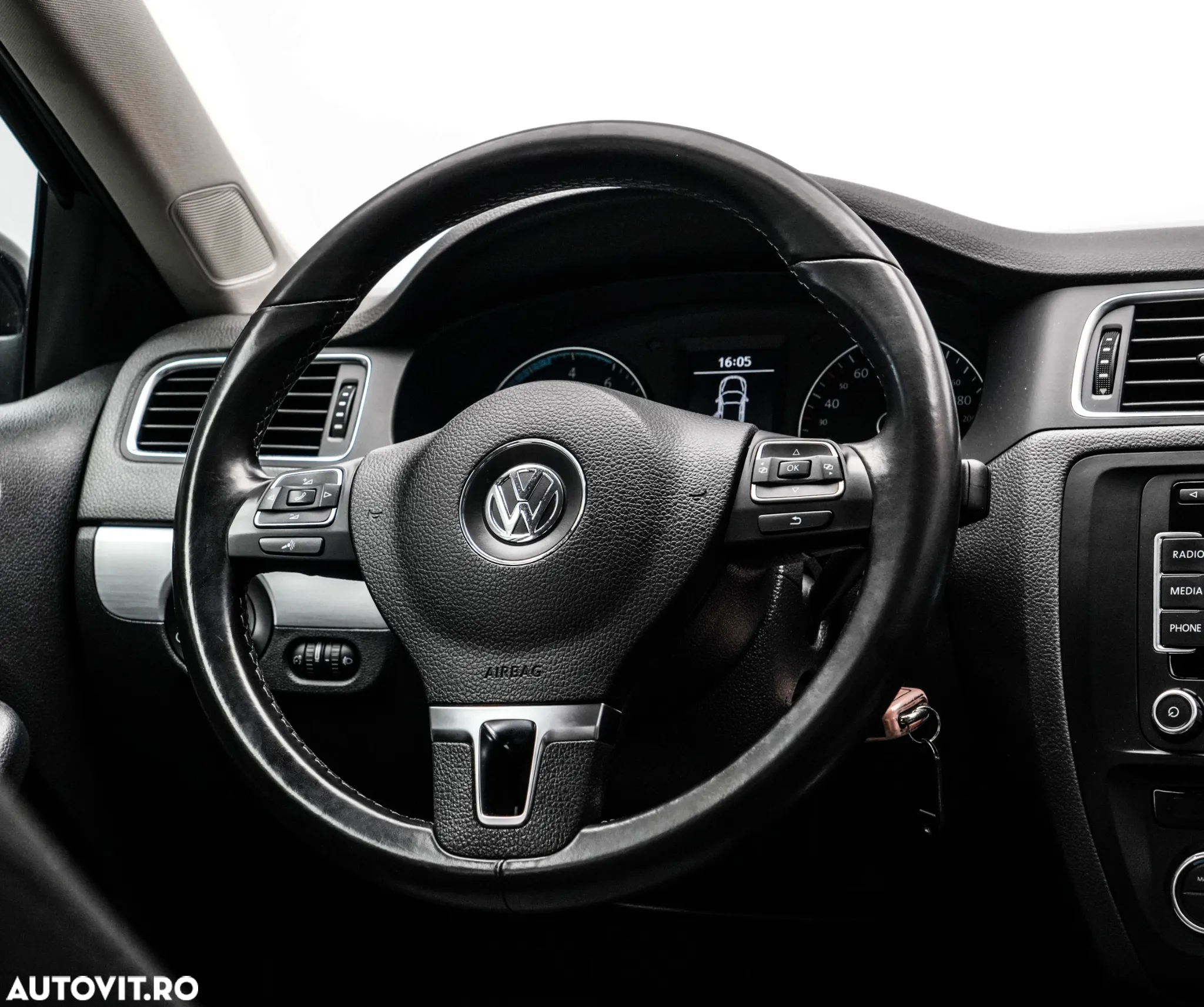 Volkswagen Jetta - 17