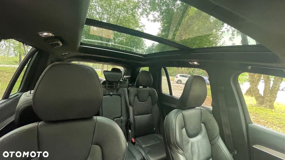 Volvo XC 90 - 31