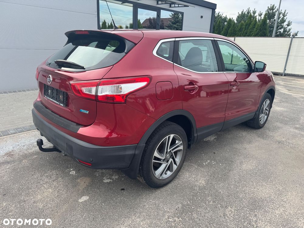 Nissan Qashqai 1.5 dCi TEKNA - 4
