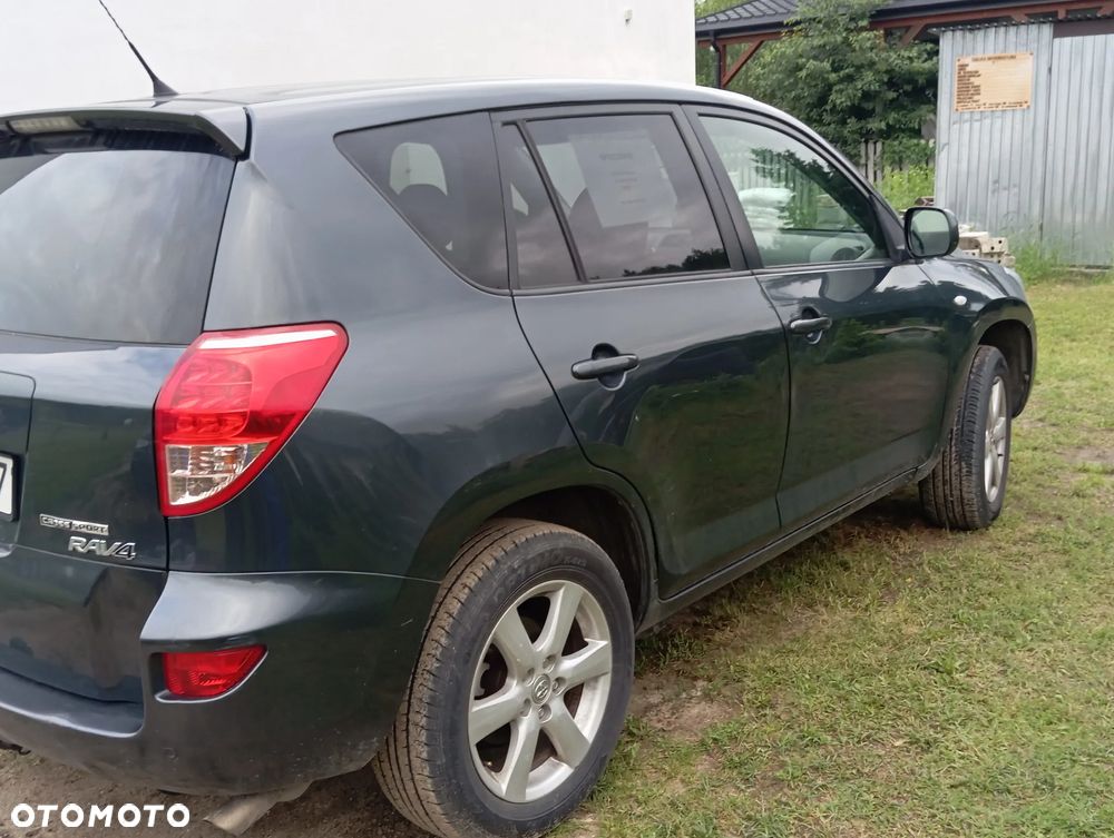 Toyota RAV4 2.0 VVT-i Sol - 8