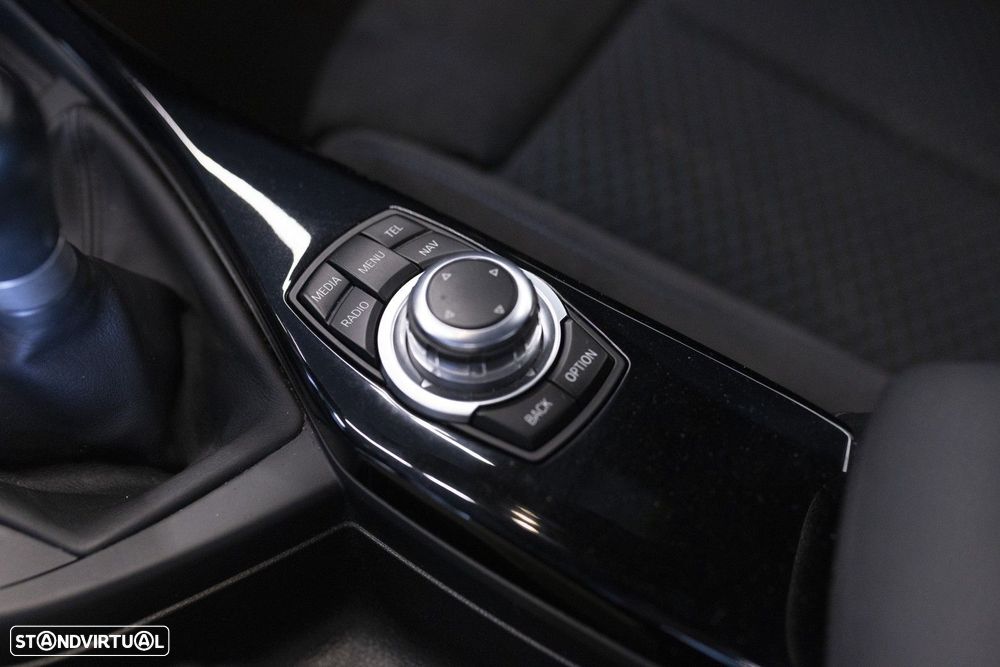 BMW 218 i Coupe Pack M - 22