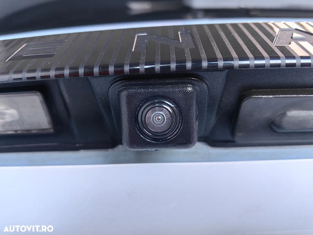 Renault 4 E-Tech 52 kWh Iconic - 12