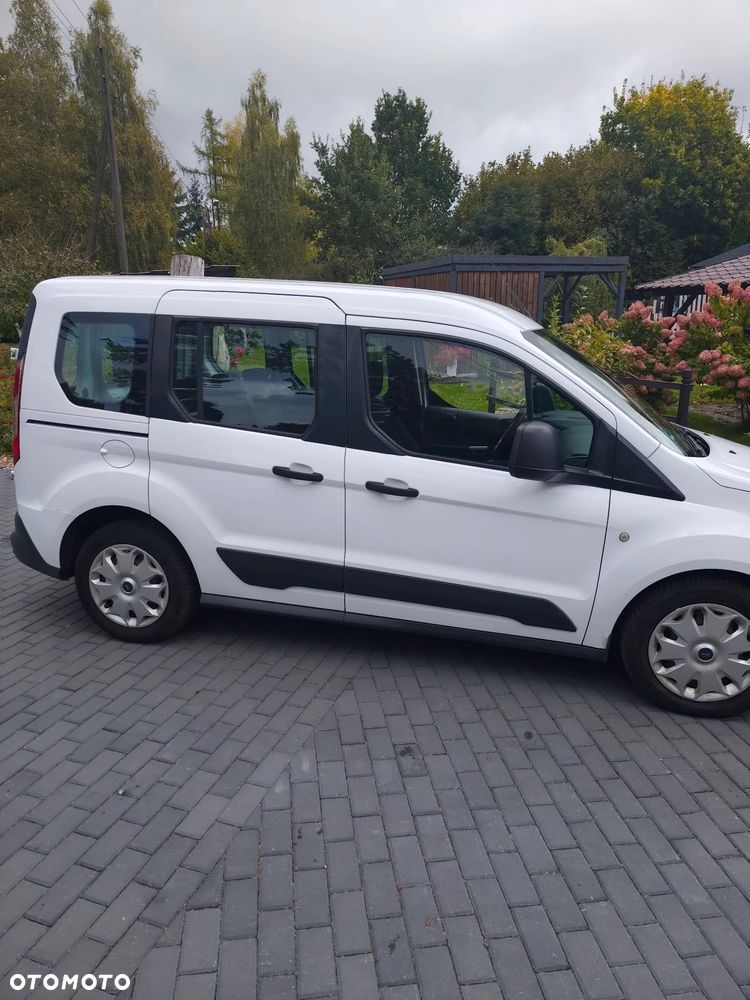 Ford Transit Connect 2016 photo 3