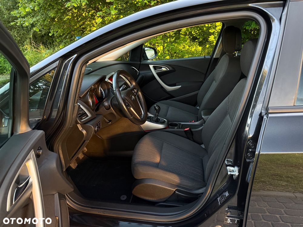 Opel Astra 1.4 T Sport - 11
