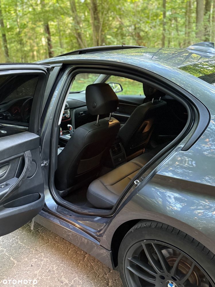 BMW Seria 3 320i Edition Luxury Line Purity - 20