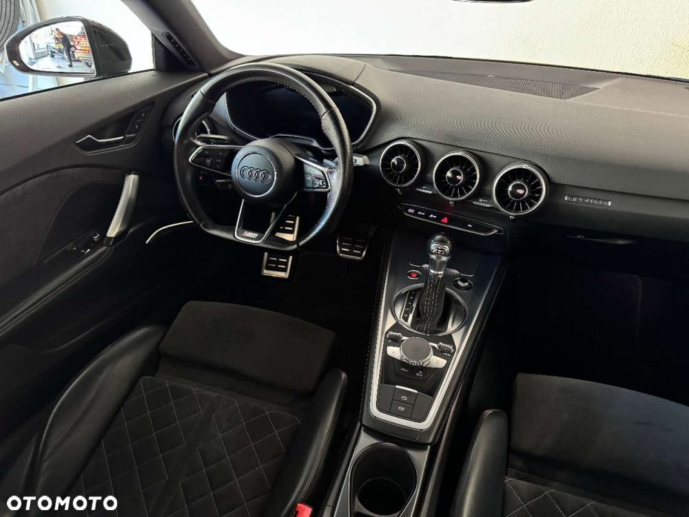 Audi TT Coupé - 7