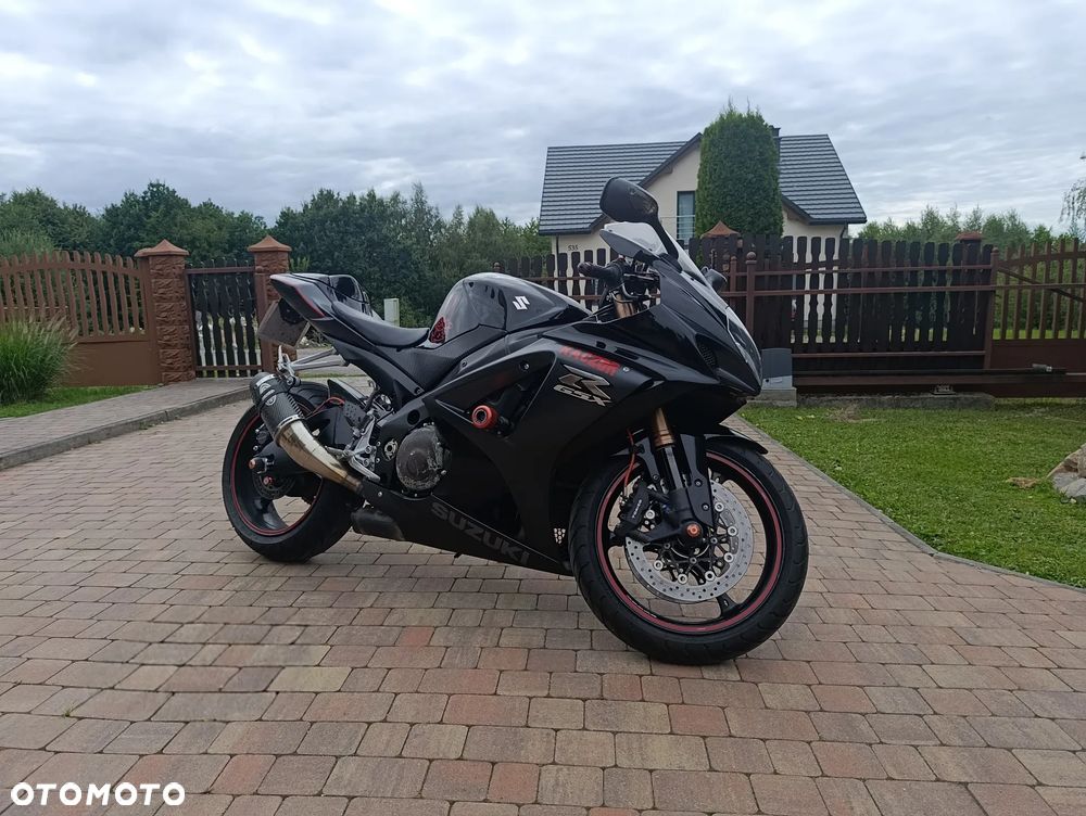 Suzuki GSX-R - 3