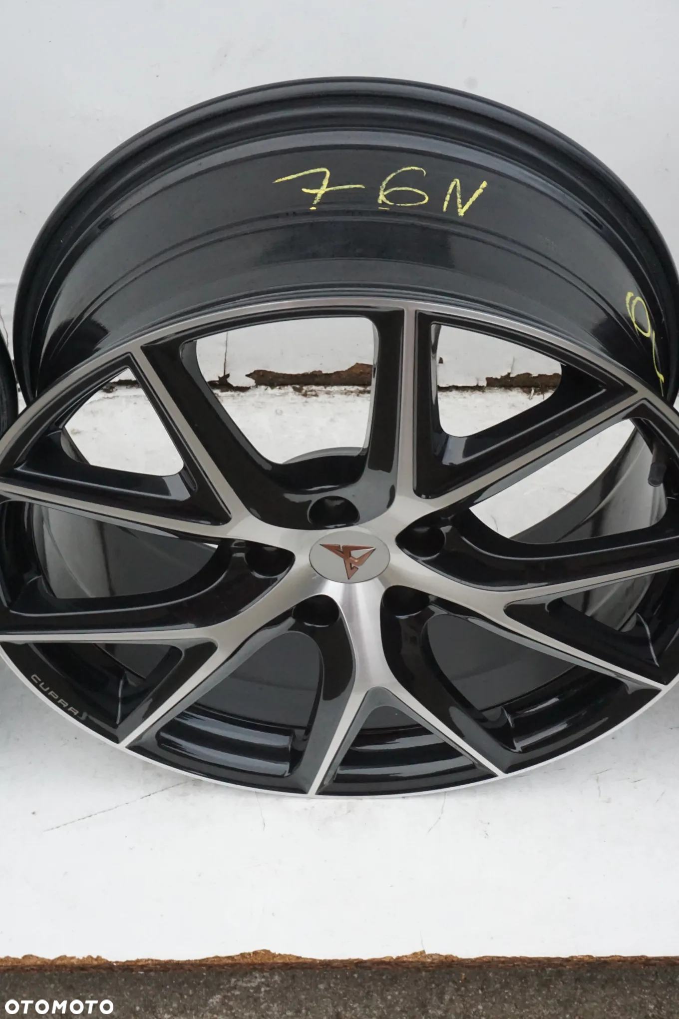 Seat Cupra 5x112 19 8J et45 stan bdb- - 9