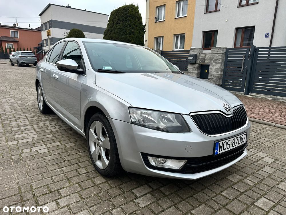 Skoda Octavia 1.6 TDI Style DSG - 1