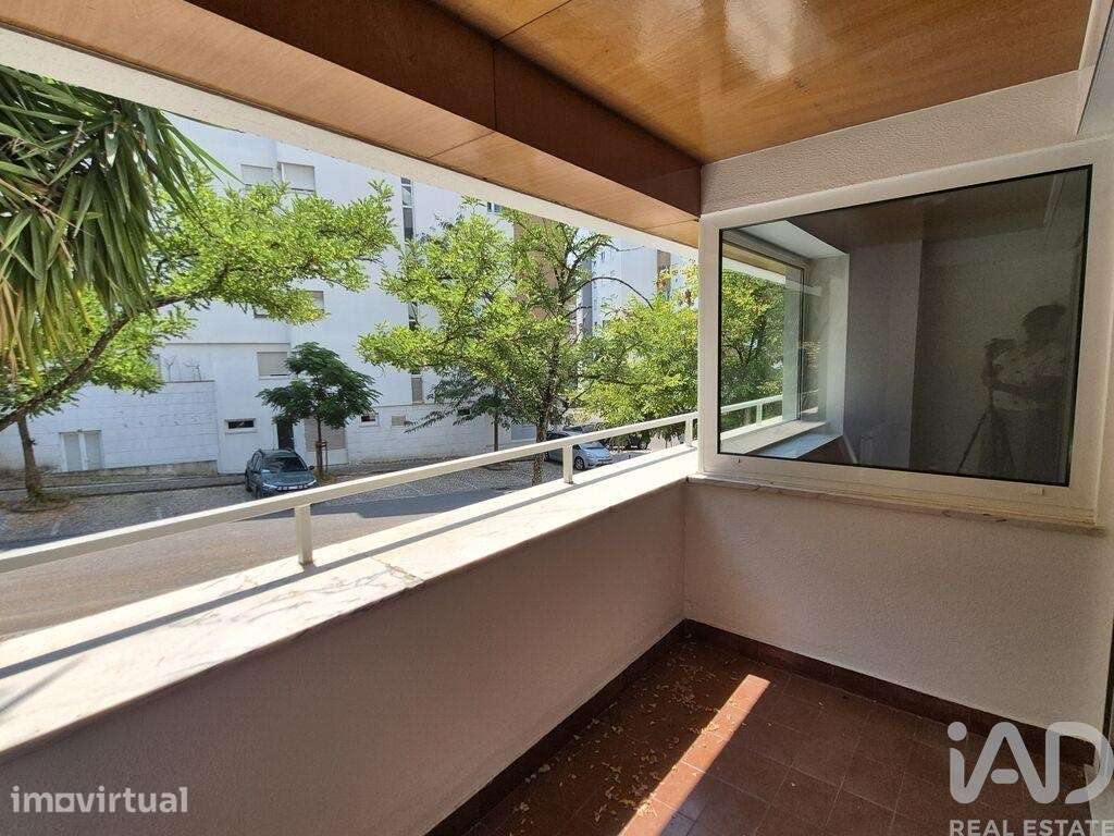 Apartamento T3 em Lumiar de 170,00 m2 - Grande imagem: 3/28