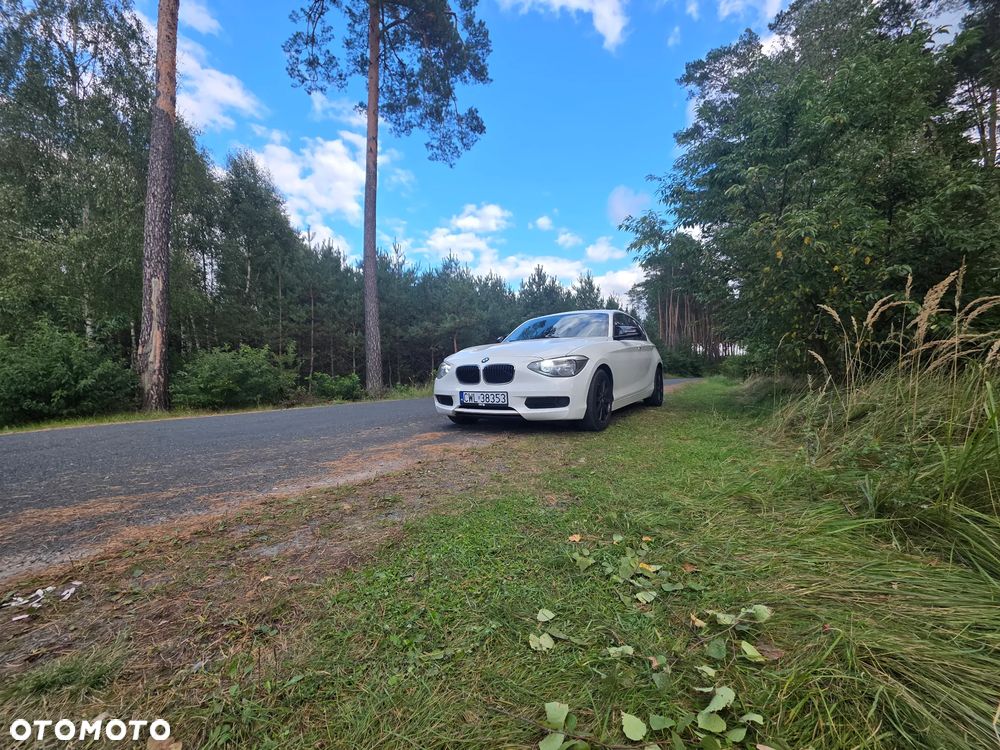 BMW Seria 1 116i Sport Line - 2