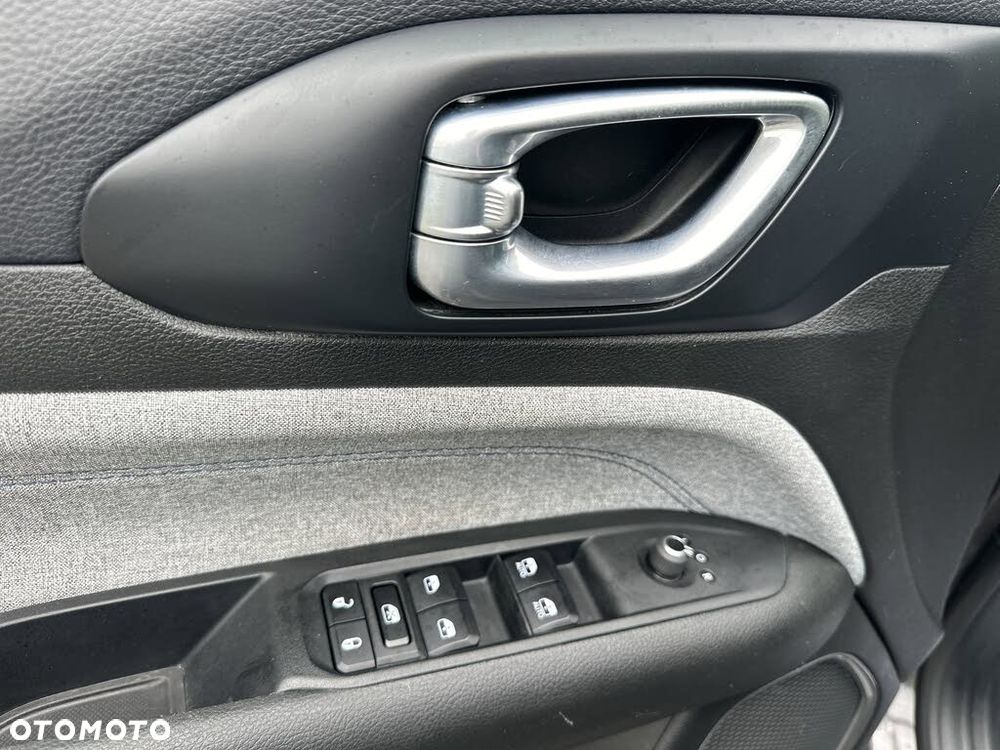 Jeep Compass - 9