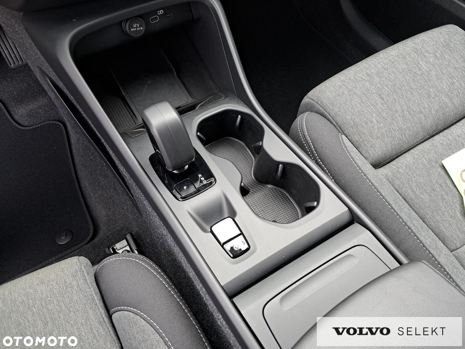 Volvo XC 40 - 16
