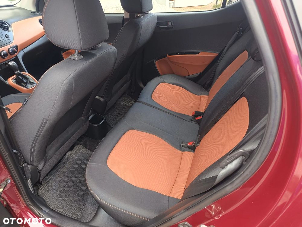 Hyundai i10 1.0 Premium - 14