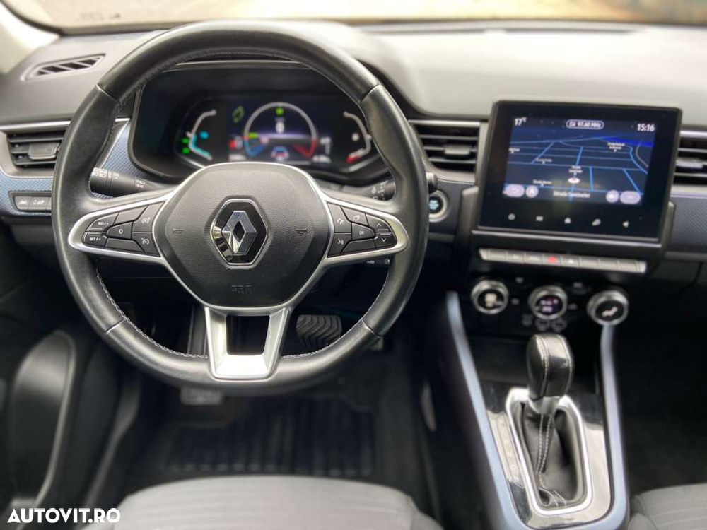 Renault Arkana E-TECH 145 Evolution - 22