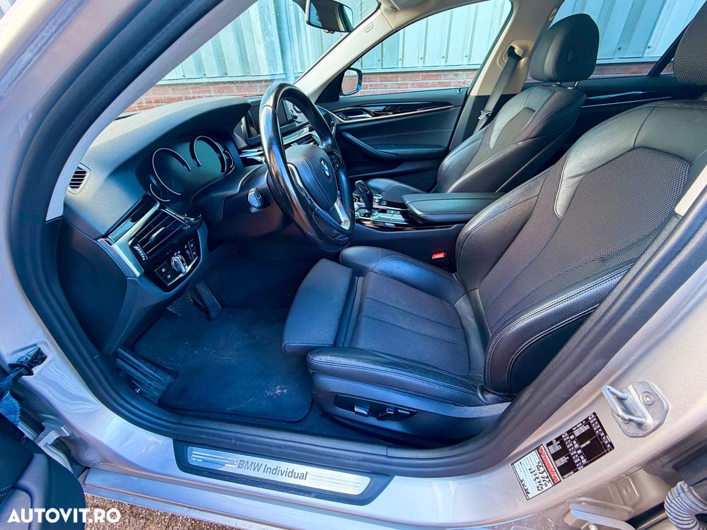BMW Seria 5 520i AT - 7